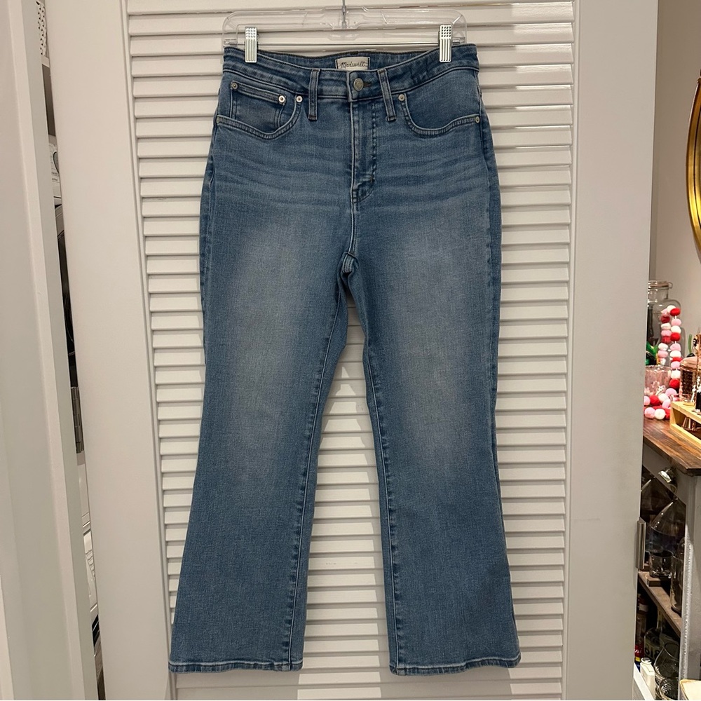 Madewell Curvy Kick Out Crop Jeans